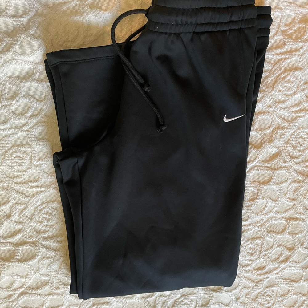 nike therma training sweatpants women XL warm